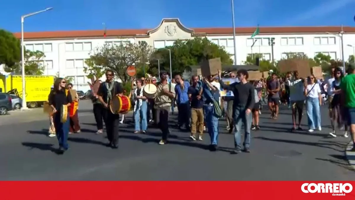 Algarve Emekli Hareketi, Lizbon ve Porto’daki Çadır Kampına Polis Şiddetini Kınadı ve Başbakan’ın İstifasını Talep Etti